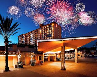 Sheraton Park Hotel at the Anaheim Resort - אנהיים - בניין