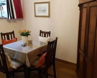 Ferienwohnung Waldeck Nahe Messe Und Bod - Meckenbeuren - Essbereich