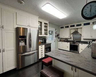 Greenstone Cottage - Oconomowoc - Keuken
