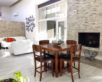 Residencia El Encino - Cuatrociénegas de Carranza - Servicio de la propiedad