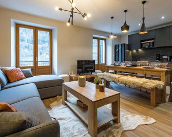 3 Vallées & cycling cols Cosy 6 to 8 stay - Orelle - Sala de estar
