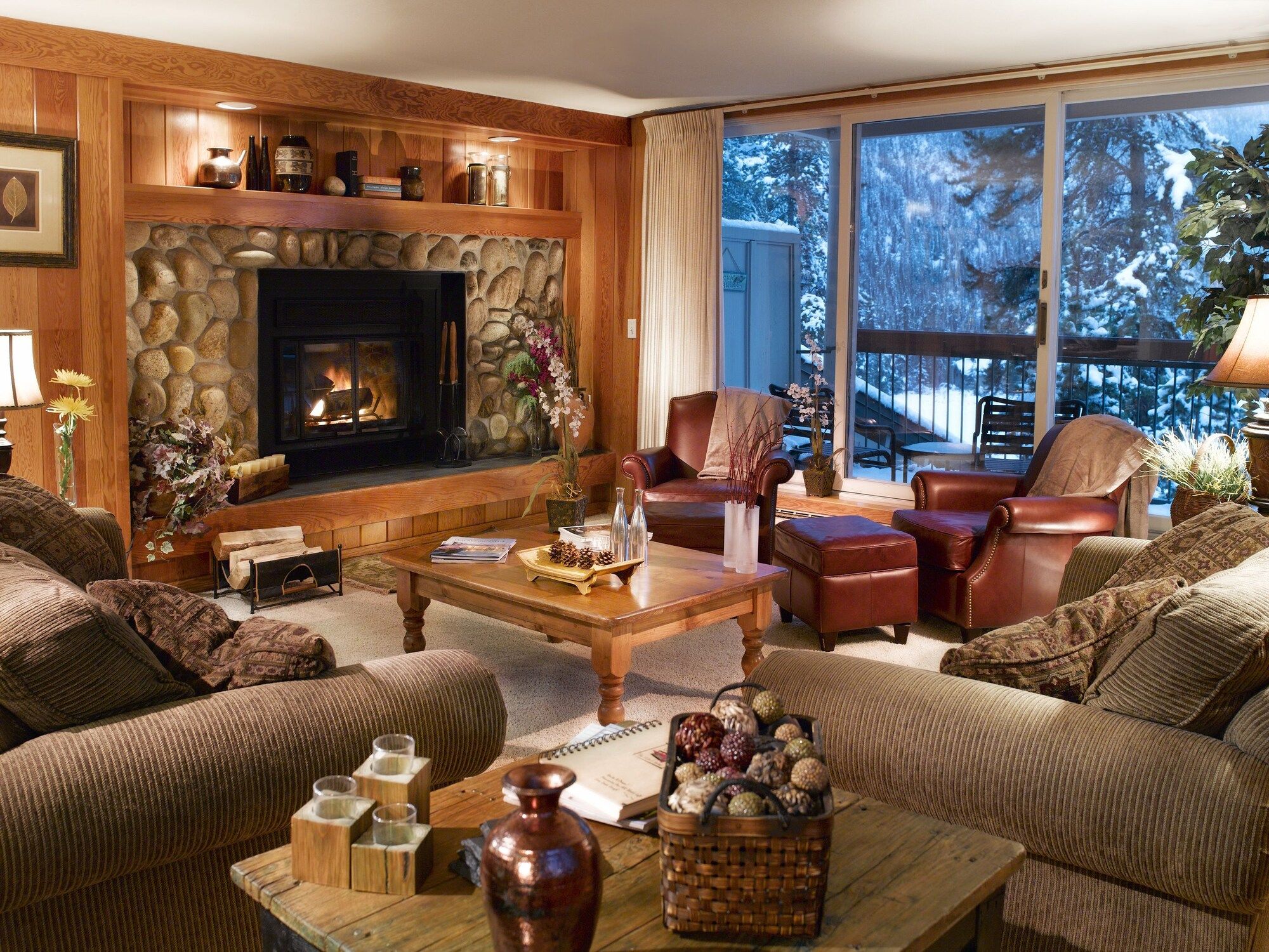 Evergreen Condominiums by Keystone Resort - Keystone - Living room