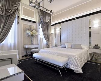 Palazzetto Madonna - Venice - Bedroom