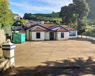 I-India Hotel - Ooty - Bygning