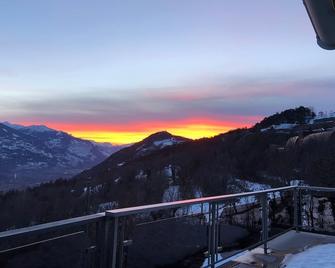 Appartement d'hôtes An Kaz La - Crans-Montana - Balkon