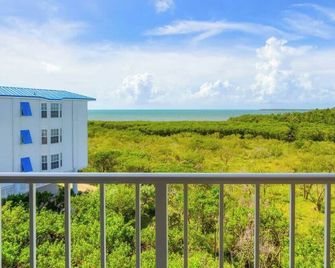 Tranquility on the Top Floor - Ocean Pointe 2404 - Tavernier - Balcón