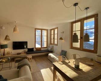 Bobinette - Apartment 2 - Saint-Véran - Dining room