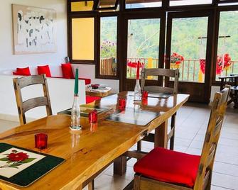 Ecollacta - Two Elegant Homes in Exclusive Ecological Property - Nanegalito - Comedor
