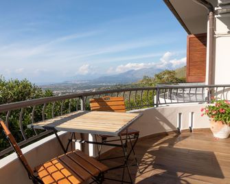 La Pastorella - Maierà - Balcón