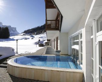 Th Corvara - Greif Hotel - Corvara in Badia - Piscina