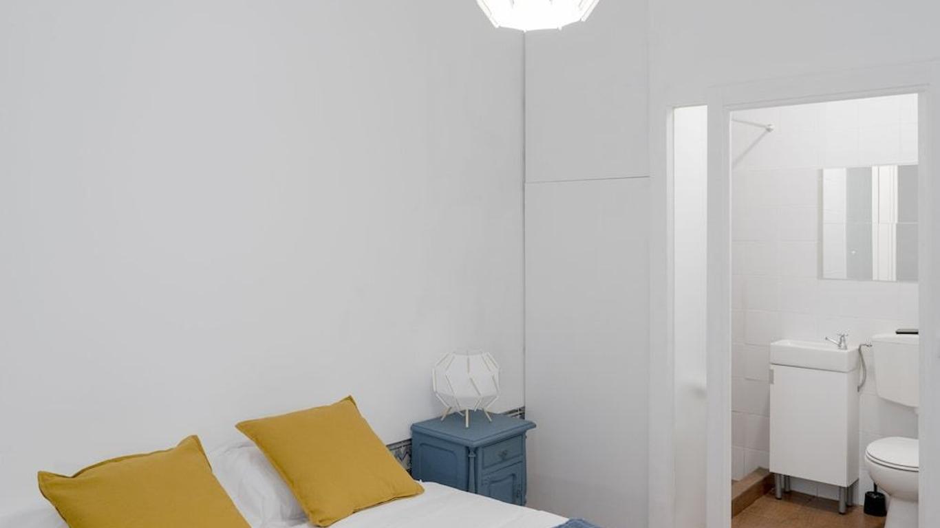 Lisbon Downtown By 262