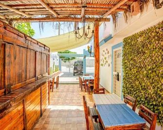 Nice Apartment Equipped With 2 Bedrooms Very Close to the Malecon and the Beach - La Paz - Patio