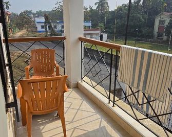 Niloy guest House - Bolpur - Balcony