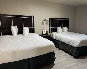 Executive inn - Crystal City - Bedroom