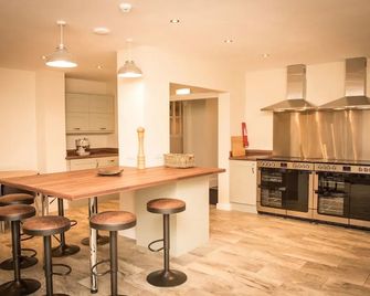 The Poachers Arms - Hope Valley - Keittiö