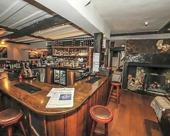 The Angel Hotel - Sudbury - Baari
