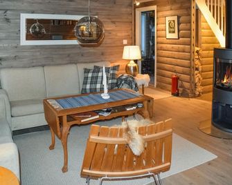 3 Bedroom Cozy Home In Treungen - Treungen - Living room