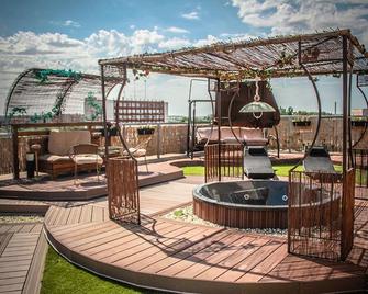 Hotel Ring - Volgogrado - Patio