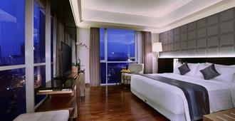 Aston Pasteur Hotel - Bandung - Bedroom
