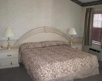 The Parsippany Inn and Suites - Morris Plains - Bedroom
