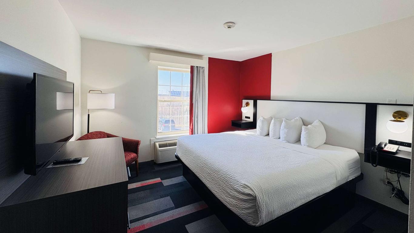 Ramada by Wyndham Sparta/At Speedway
