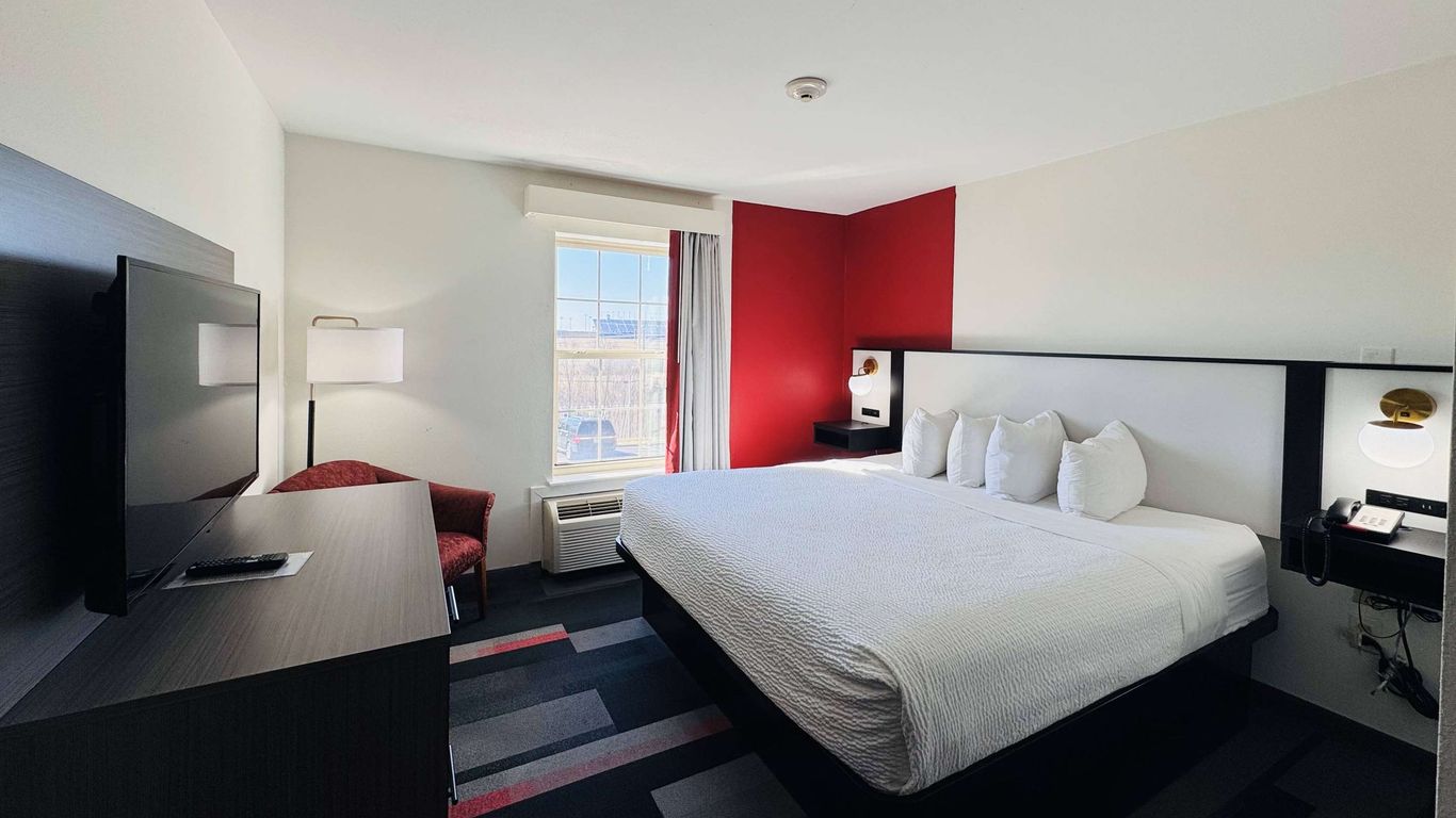 Ramada by Wyndham Sparta/At Speedway