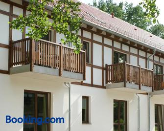 Neue Mühle Hotel und Restaurant - Brandenburg an der Havel - Building