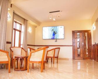 Skylark Hotel - Karatu - Dining room