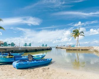 Florida Island Vacation w/ Pool & Free Parking | Short Drive to Dolphins Plus! - Key Largo - Praia