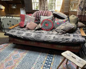 The Bolinas Cottage-Just a Minit! - Bolinas