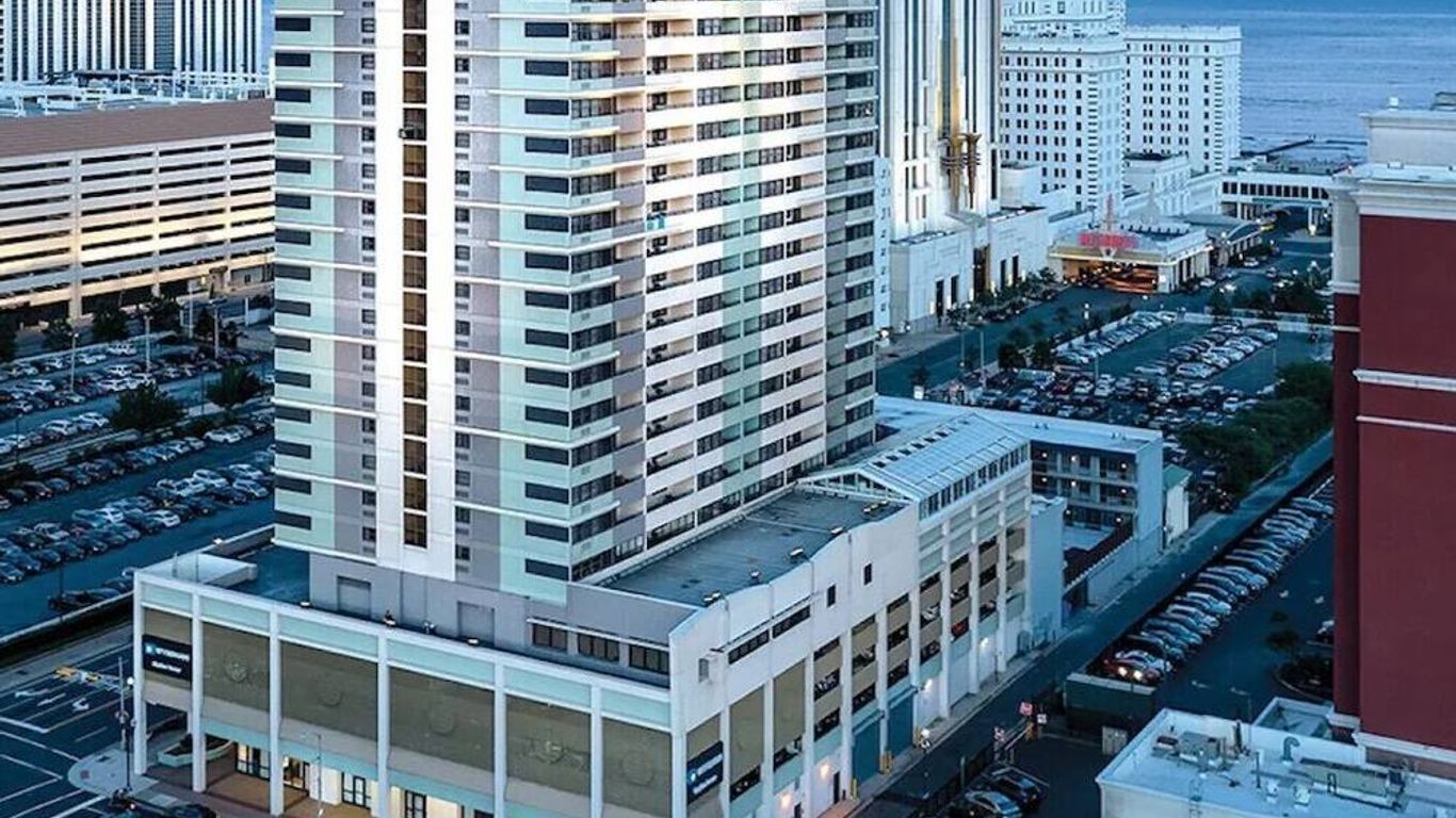 Wyndham Skyline Tower