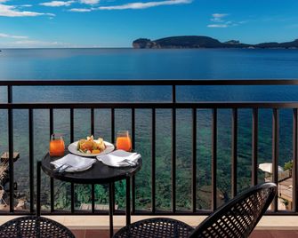 El Faro Hotel & Spa - Alghero - Balcony