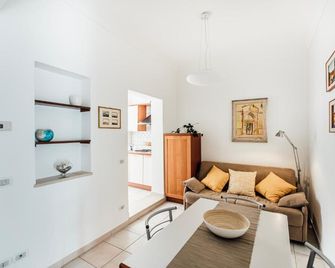 In Centro Residenza - Suites & Apartments - Vasto - Sala de estar