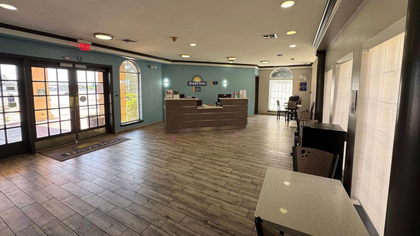 Days Inn by Wyndham Georgetown