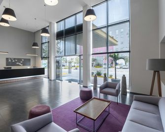 City Express by Marriott Silao Aeropuerto - Silao - Lobby