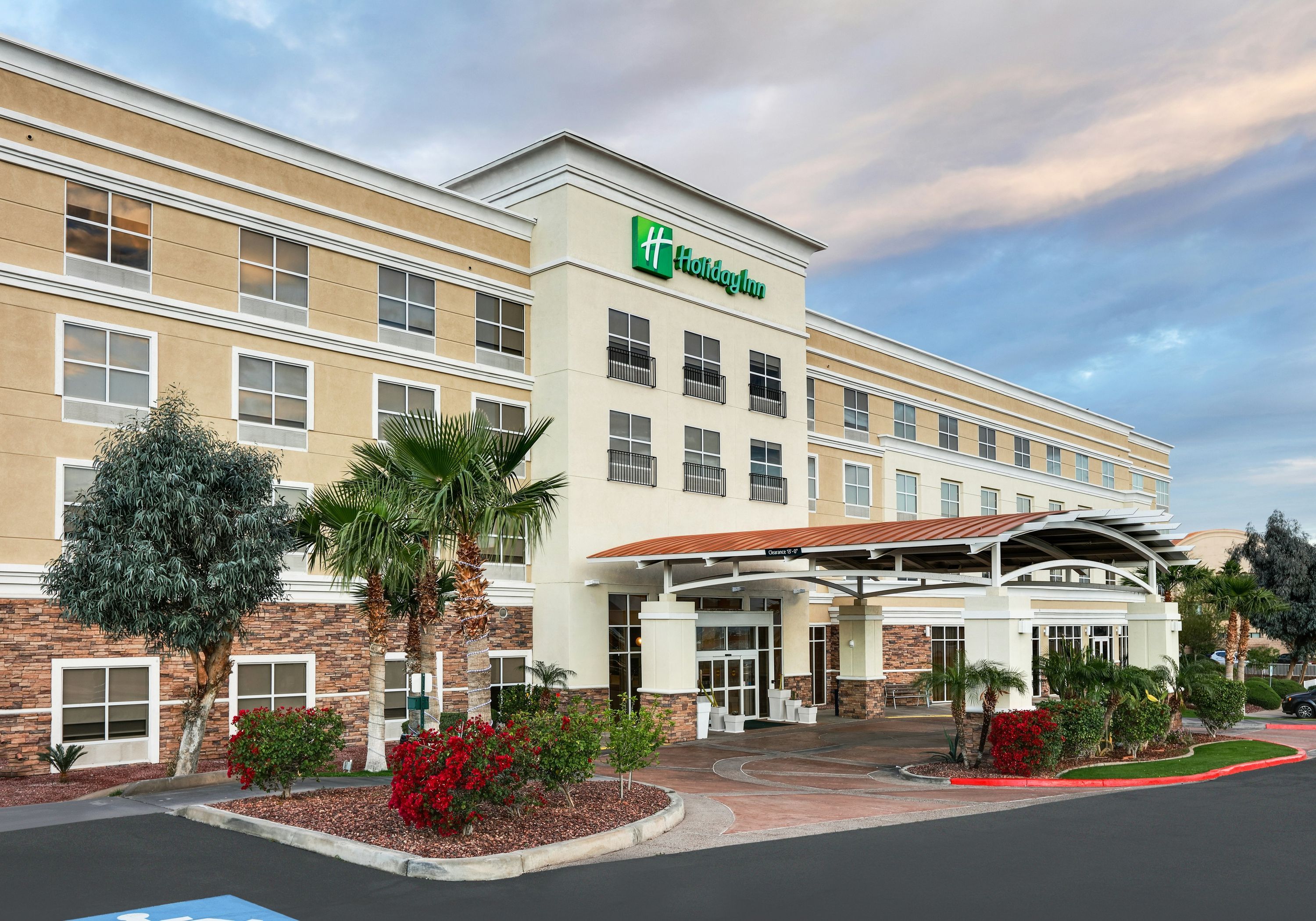 Holiday Inn Yuma By IHG - יומה - בניין