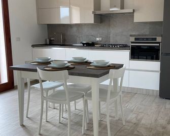 Vacation House - Cardedu - Cocina