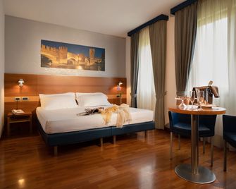 Best Western Hotel Fiera Verona - Verona - Habitación