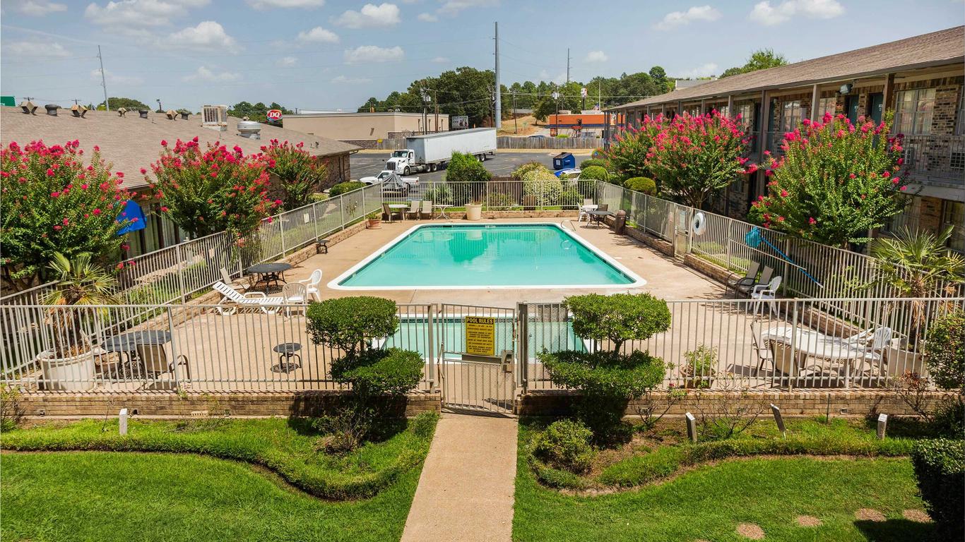 OYO Hotel Tyler Lindale
