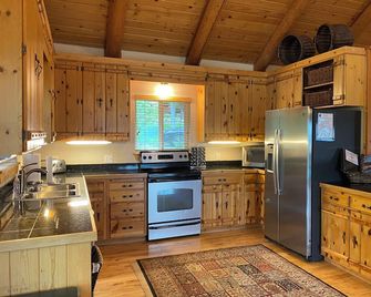 Lodge on the Golf Course in Star Valley Ranch, WY. Best View and location!! - Thayne - Cuisine