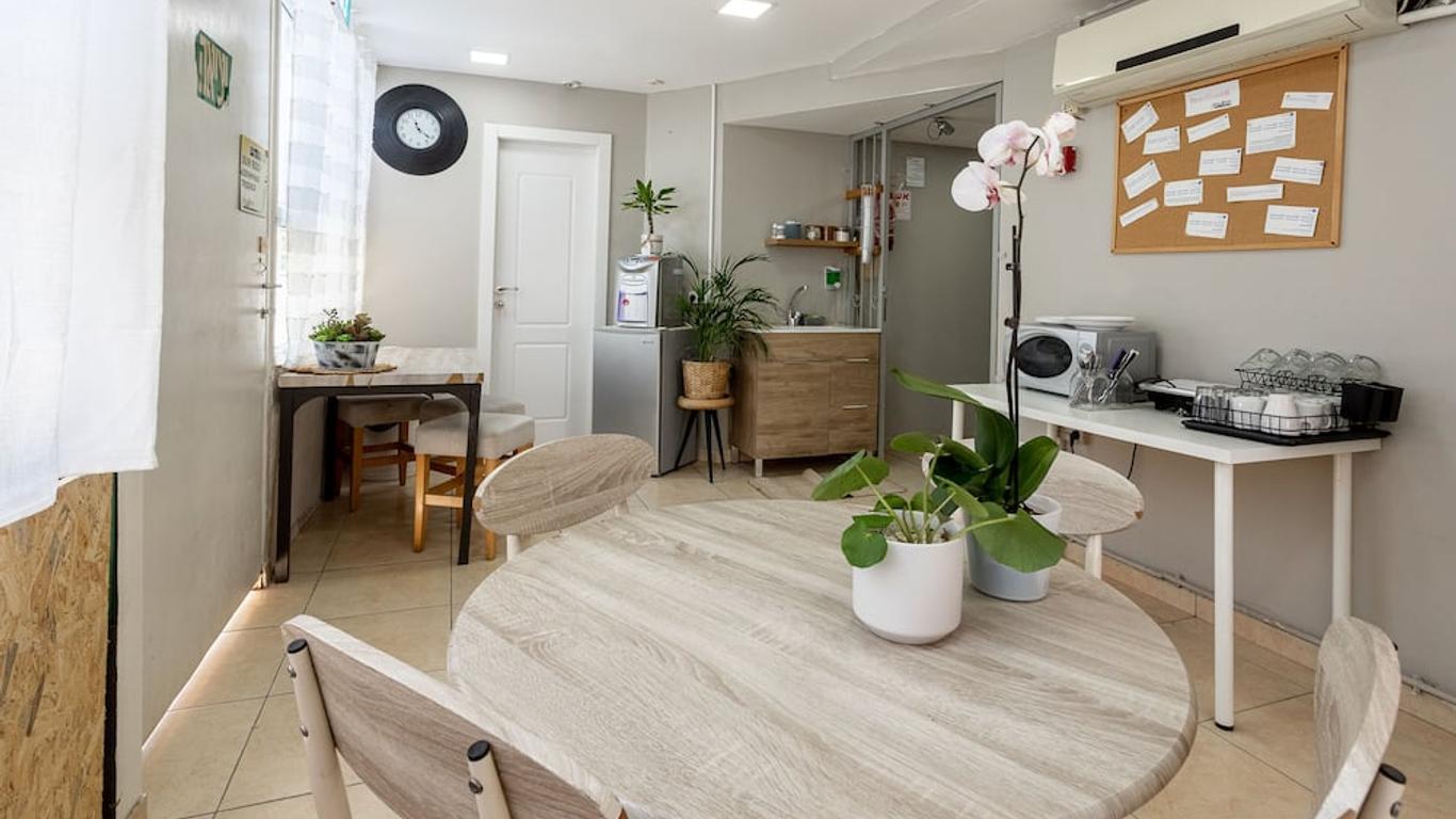 ذا ليتل برينس هوستل - هوستل