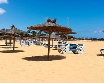 Hostal o Pensión Descanso y Relax - Puerto del Rosario - Beach