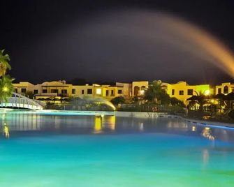 I Turchesi Club Village - Castellaneta Marina - Zwembad