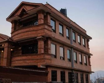 Dhulikhel boutique hotel - Dhulikhel - Building