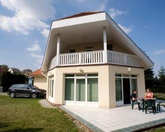 Marianna Apartmanház - Zalakaros - Edificio