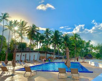 Royal Mandarin Hotel & Resort - Pwani Mchangani - Piscina