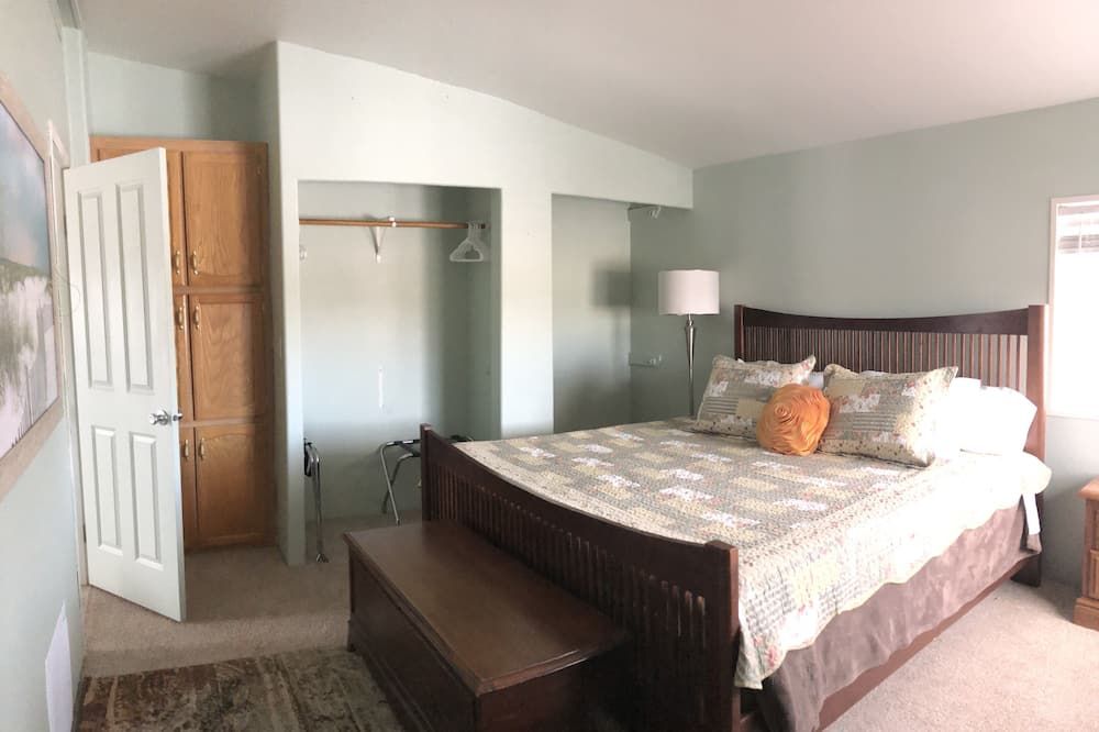 Welcome HOME to Saddleview by BZN, a rare find! Reduced 100 today, Very Cozy - Belgrade - Ložnice