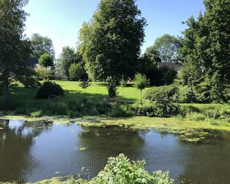 Modernes Apartment in ruhiger Lage, 70qm, 4 Personen - Brietlingen - Vista del exterior