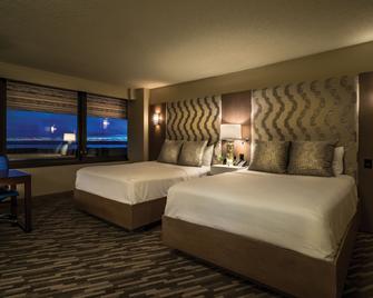 Grand Traverse Resort And Spa - Acme - Bedroom