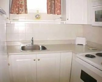 Trenton Park Cottages - Trenton - Cocina